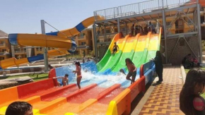 بورتو السخنه الكاربيان العاب مائيه - عائلات فقط